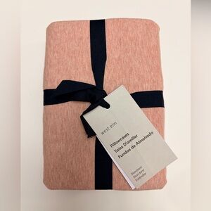 NWT West Elm Cotton Cloud Jersey Standard Pillowcases (Set of 2) - Pink